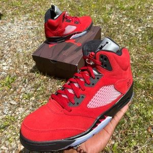 Jordan 5 ‘Ragging Bull’